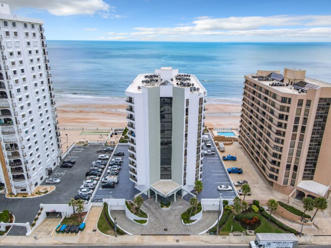 Building Photo - 3013 S Atlantic Ave