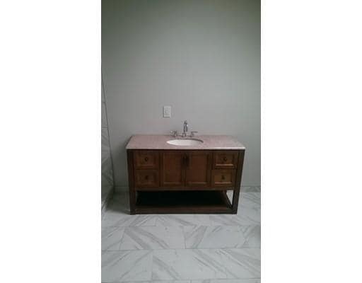 Building Photo - 893 South St