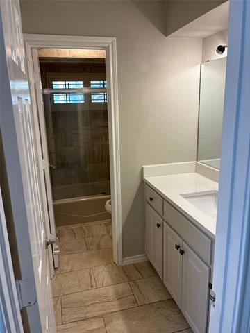 Building Photo - 410 Peacock Cir