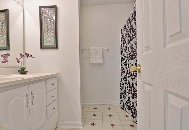 Building Photo - 72 Cobblestone Creek