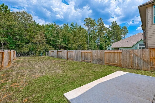 Building Photo - 228 N Spotted Fern Dr