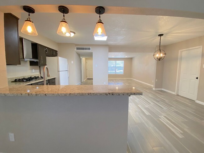Building Photo - Northeast El Paso 3 bed with Refrig A/C