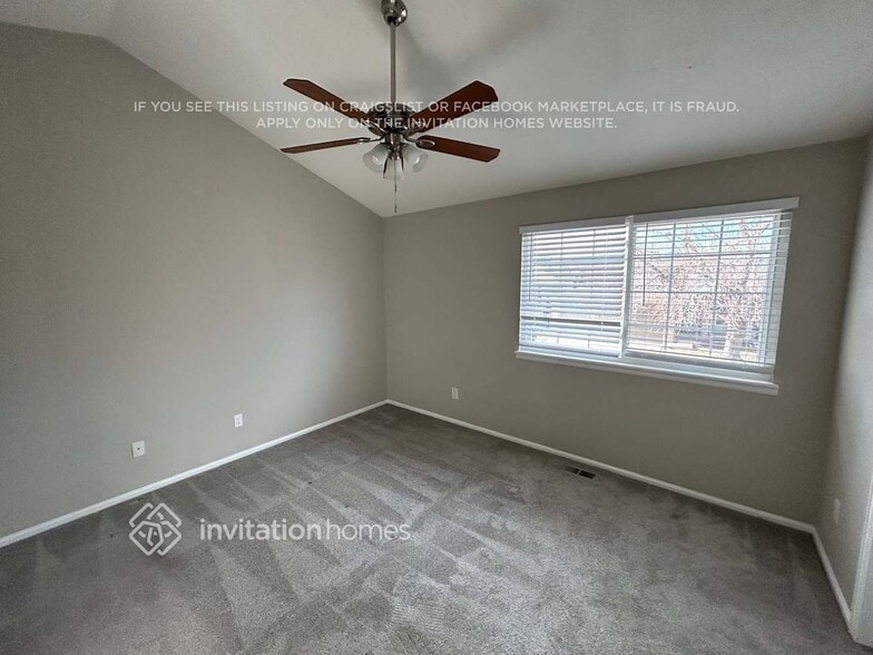 Building Photo - 5618 S Ireland St