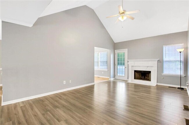 Building Photo - 1411 Cumberland Creek Ln SW