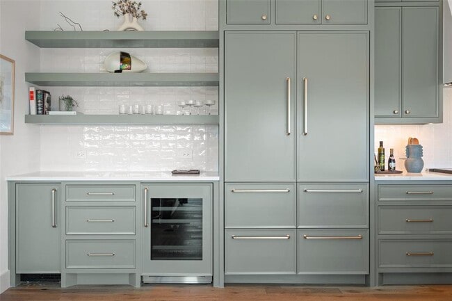 Building Photo - 5914 Cape Coral Dr