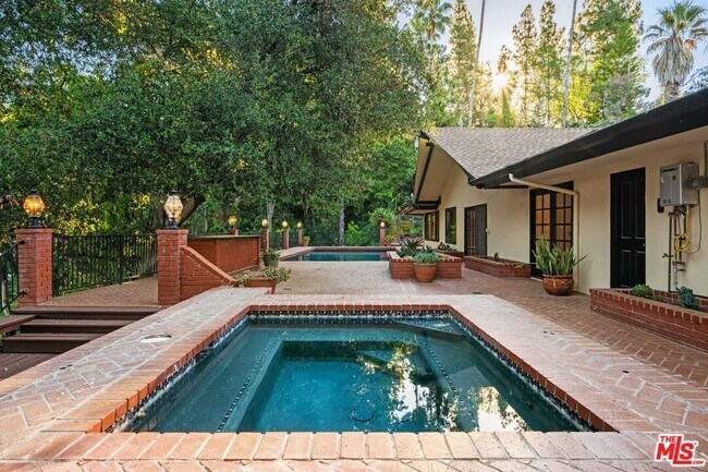 Building Photo - 17449 Sumiya Dr