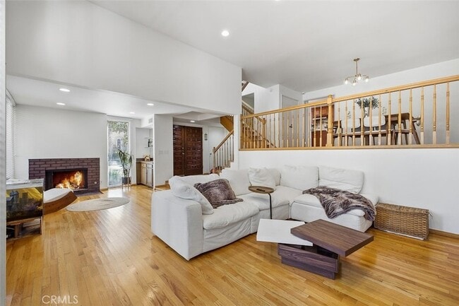 Building Photo - 5305 White Oak Ave
