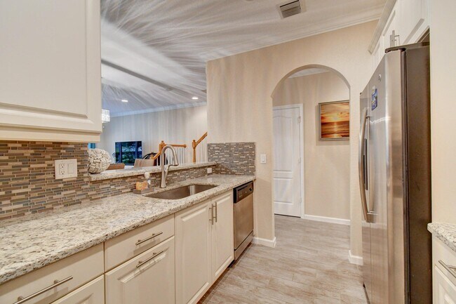 Building Photo - 5981 Monterra Club Dr