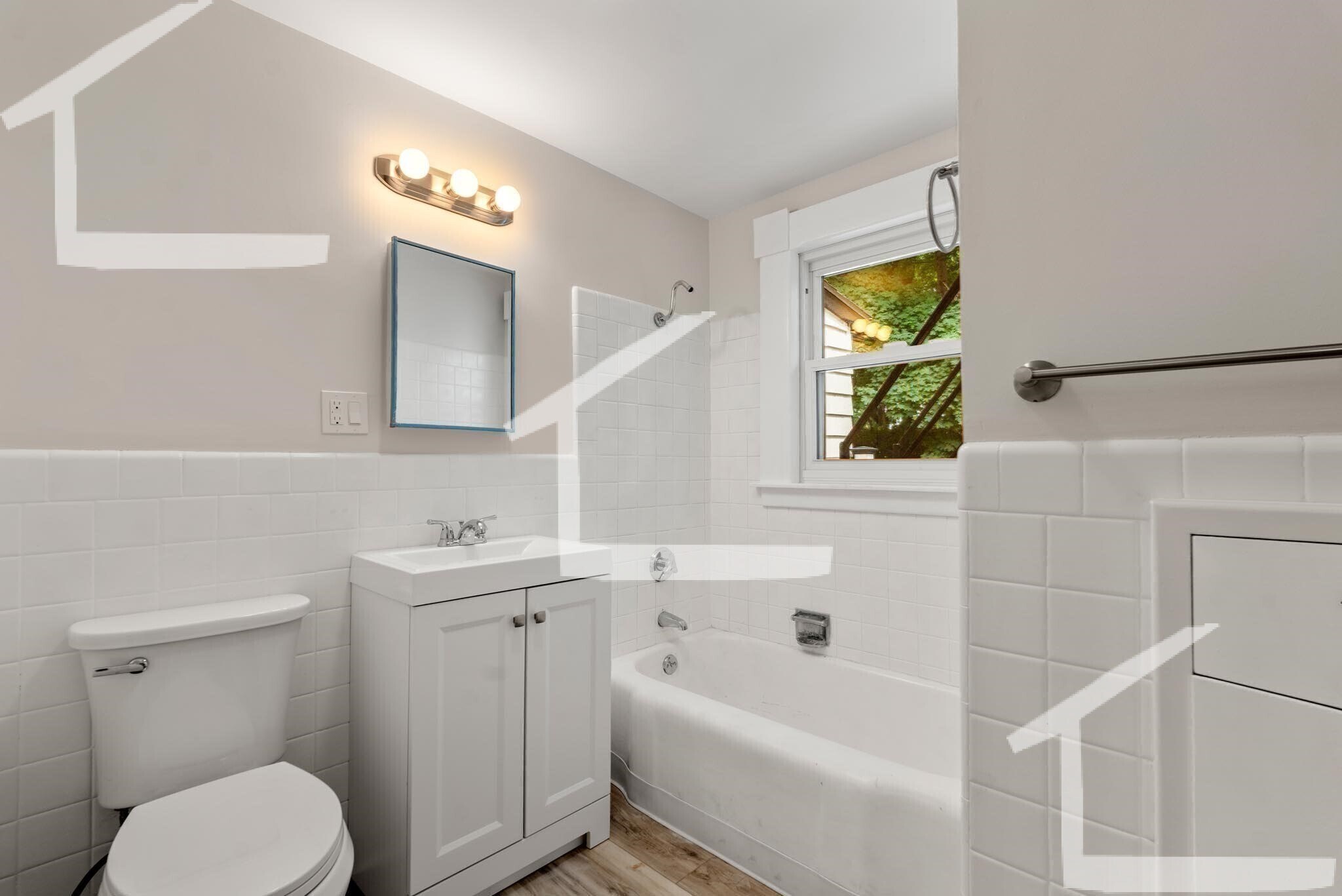 Building Photo - 136 Academy Hill Rd