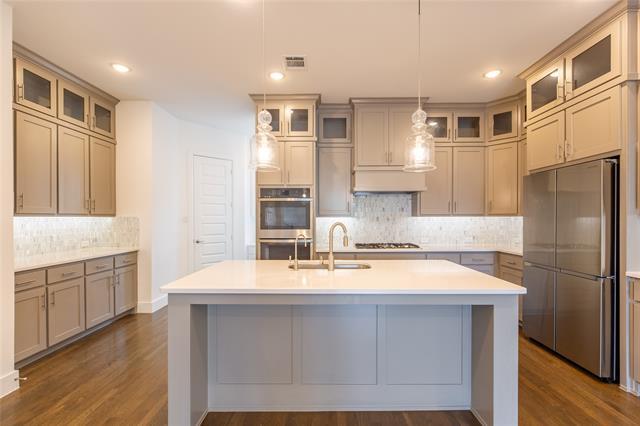 Building Photo - 8116 Ardmore Ct
