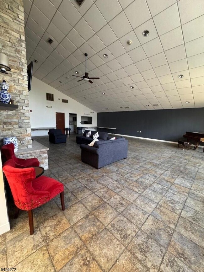 Building Photo - 97 Giordano Dr