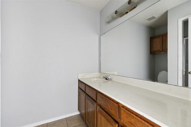 Building Photo - 2410 Lido Ln