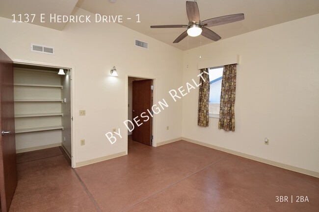 Building Photo - Custom 3 Bed 2 Bath in North Midtown