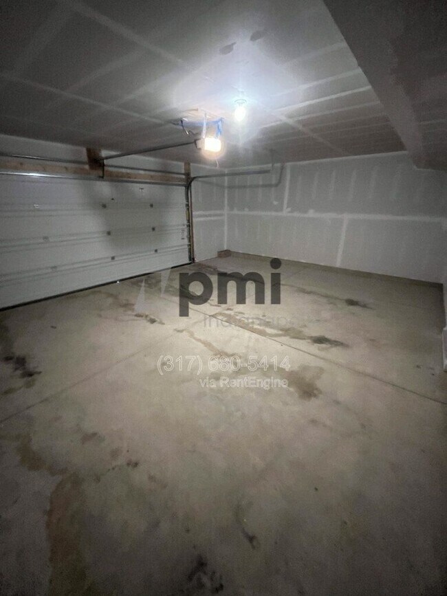 Building Photo - 4895 Gilet Dr