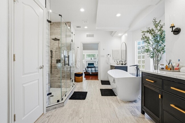 Building Photo - 6119 Durango Bay Ln