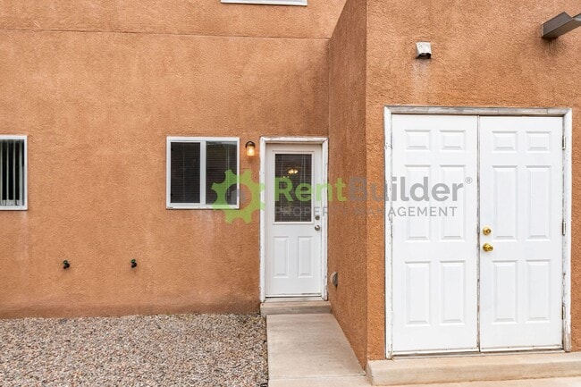 Building Photo - CALL US TODAY AT (505) 808-6467 TO SCHEDULE A CONVENIENT SHOWING