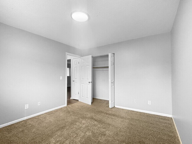 Building Photo - 2424 36th St SW