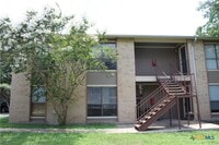 Building Photo - 229 Craddock Ave