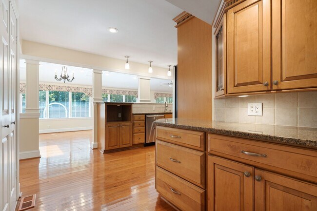 Building Photo - Breathtaking Classic Estate in Falls of New Hope