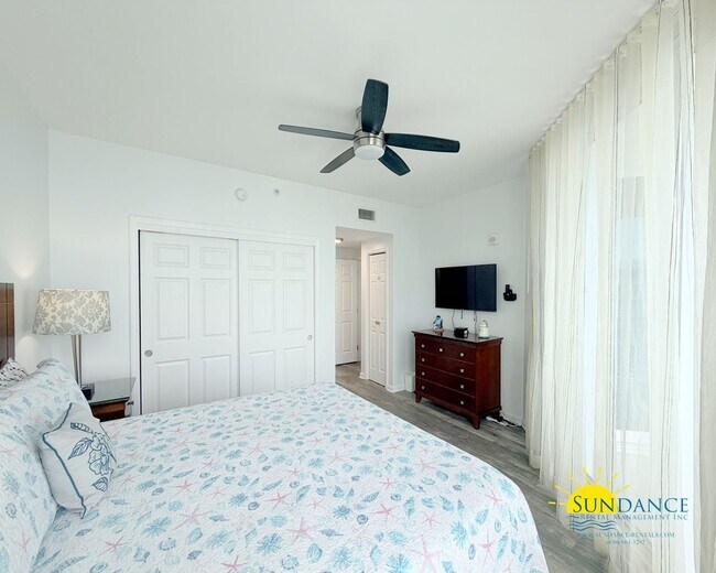 Building Photo - Resort-Style 2BR Condo with Gulf Views at The Palms of Destin – Fully Furnished!