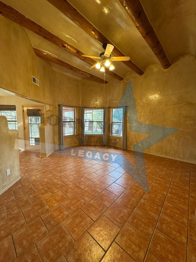 Building Photo - Live in MESILLA!  Beautiful house in the m...