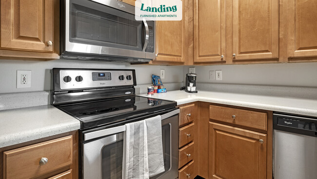 Building Photo - 1000 Plantation Lakes Cir