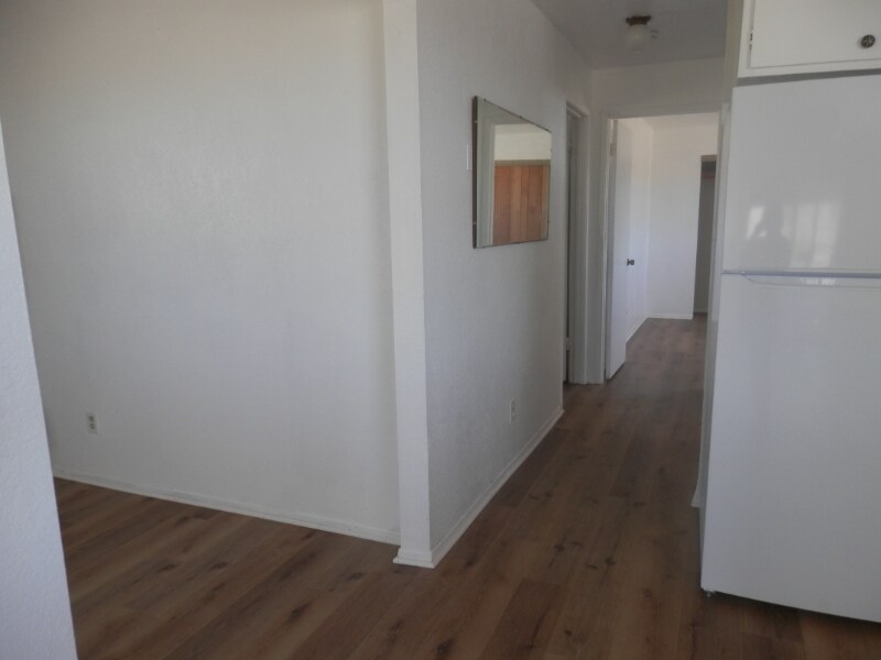 Building Photo - 1050 Alta Ave