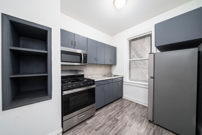 Building Photo - 429 Fairmount Ave