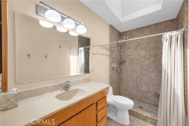 Building Photo - 1521 S Dallas Dr