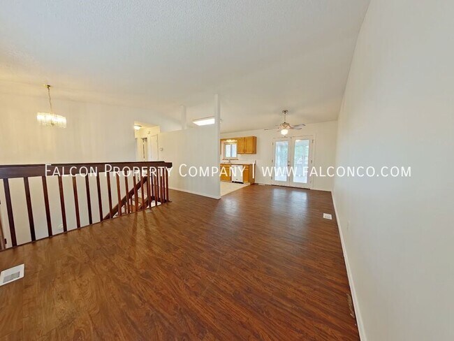 Building Photo - 3930 Beltana Dr