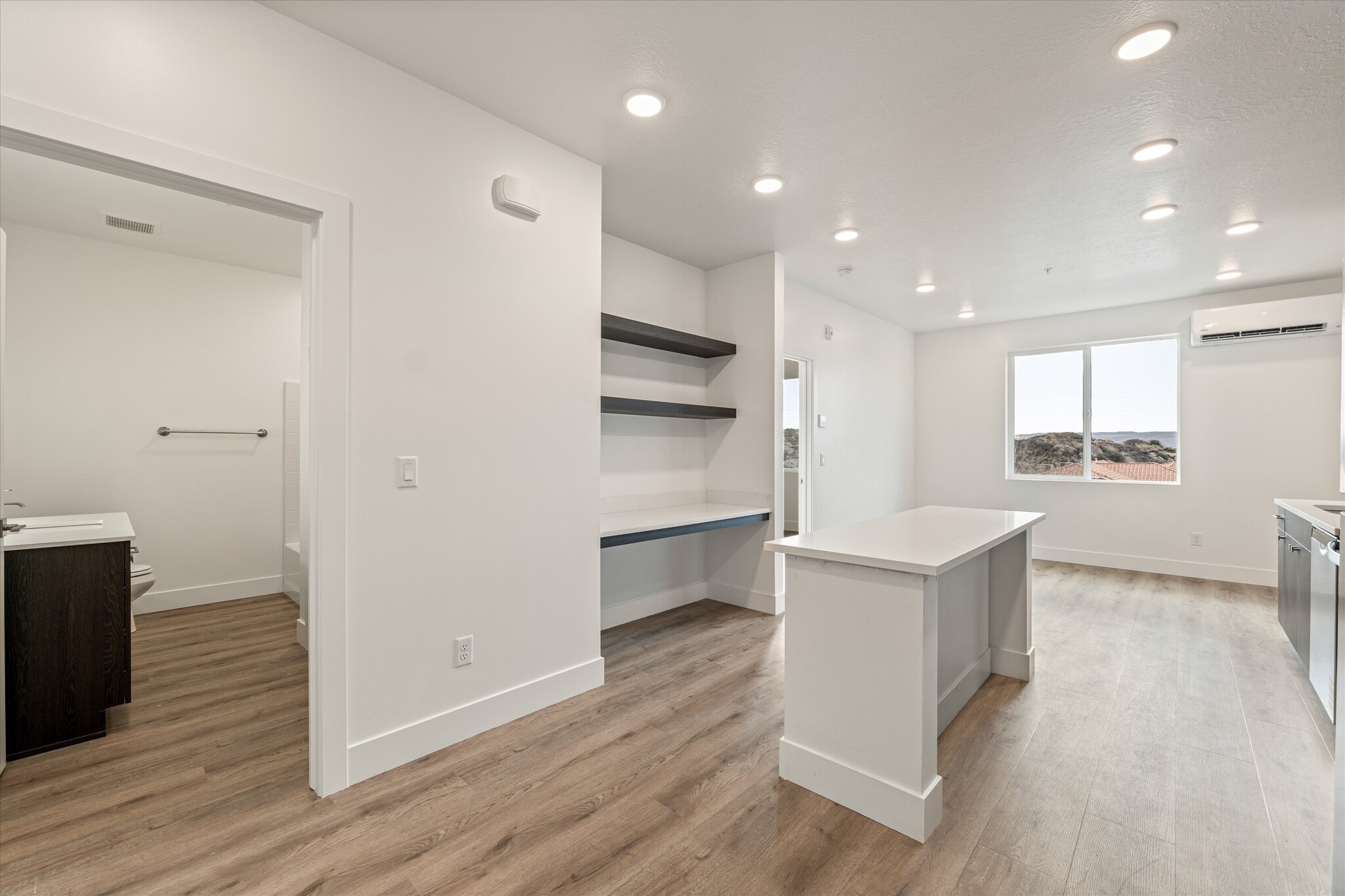 Building Photo - 6129 W 100 S