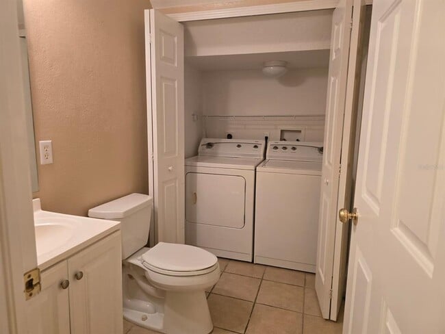 Building Photo - 3412 Castle Stone Ct