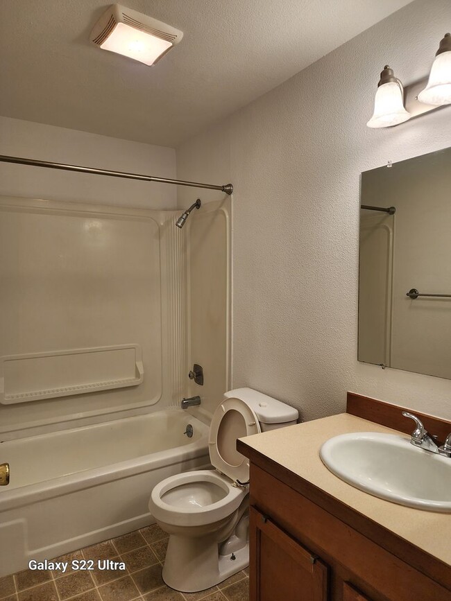 Building Photo - 3430 I St NE