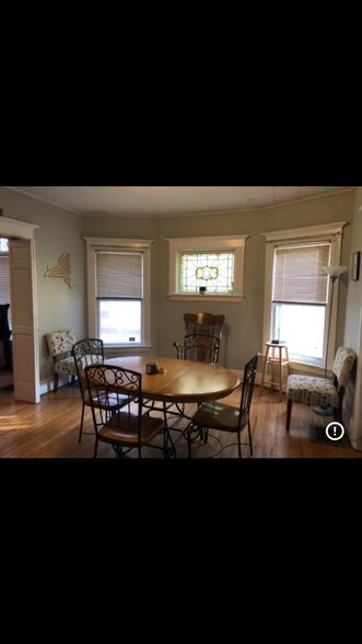 Building Photo - 246 Rosedale St