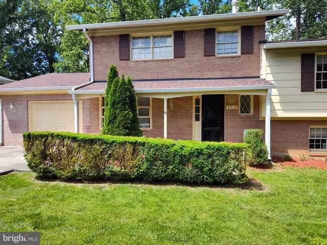 Building Photo - 8219 Tuckerman Ln