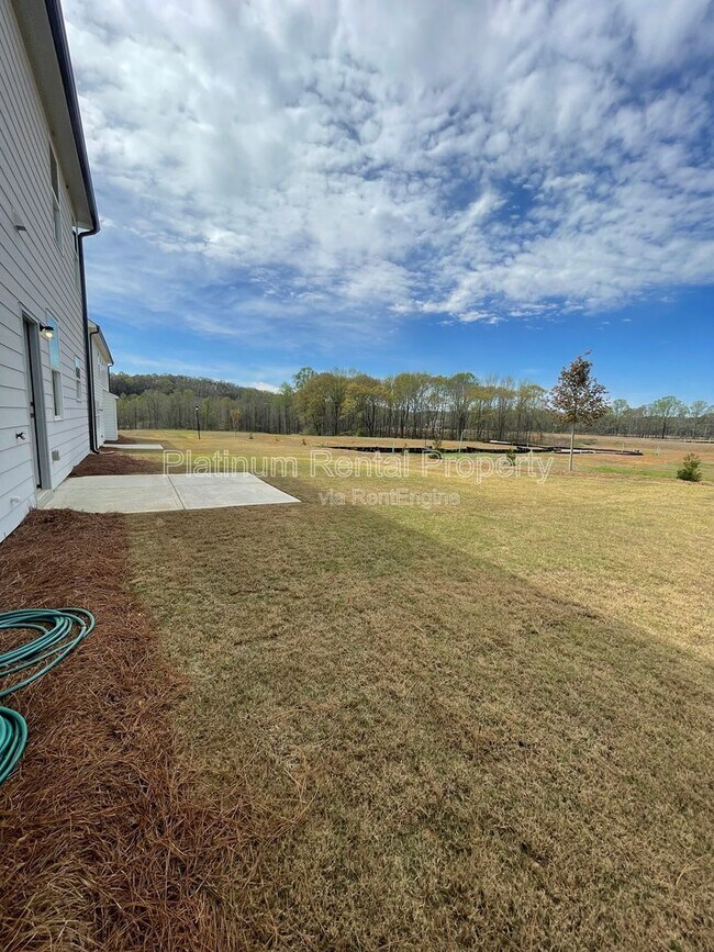 Building Photo - 74 Hampton Rdge Wy