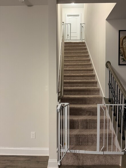 Building Photo - 421 Nantucket Trl