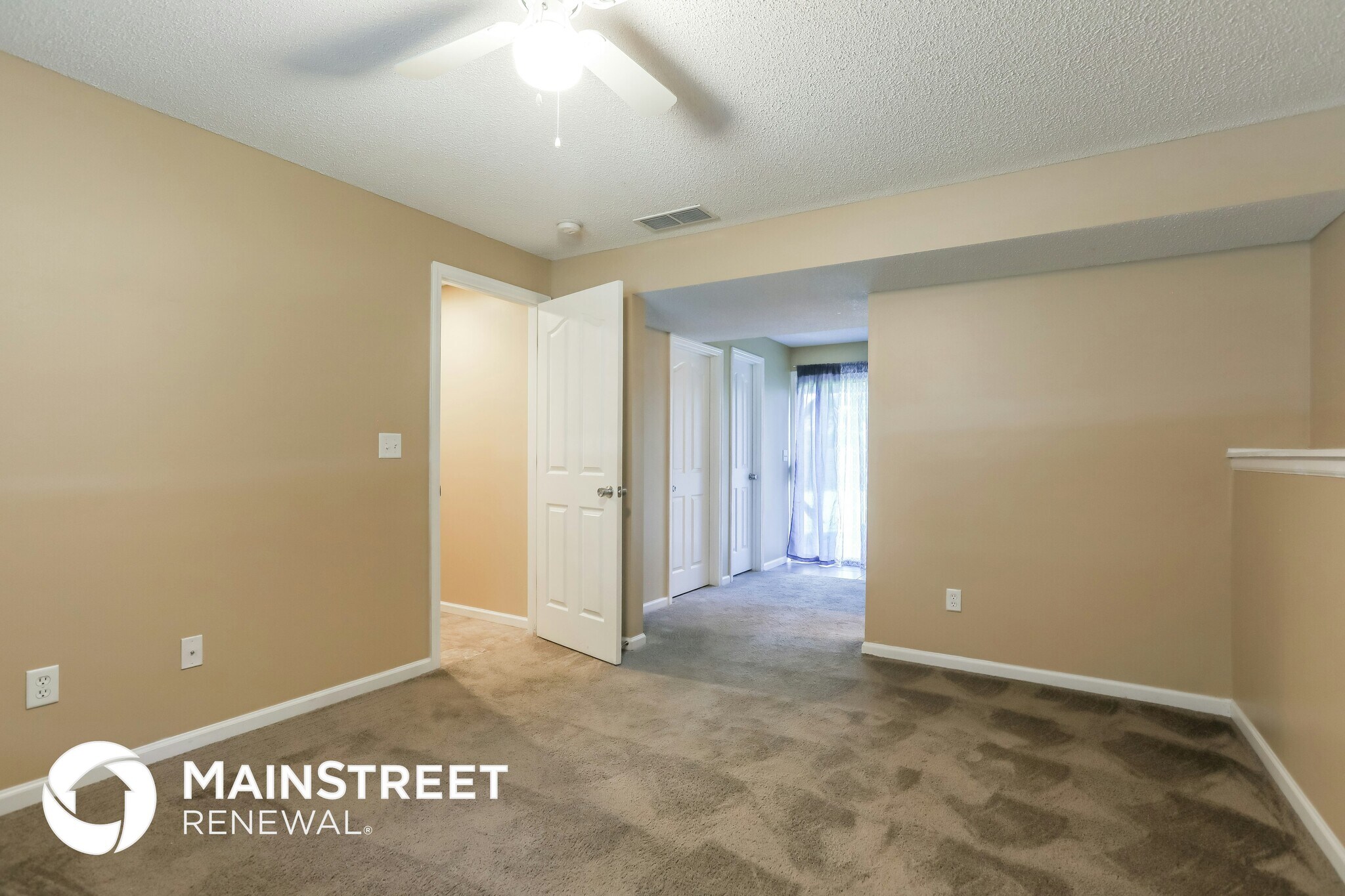 Building Photo - 6501 E 137th St