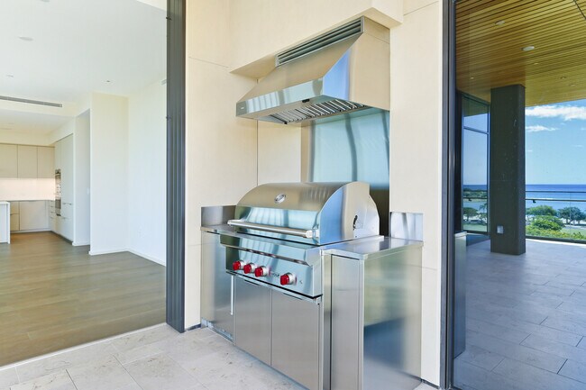 Building Photo - Luxurious Resort Lifestyle - Park Lane Ala...