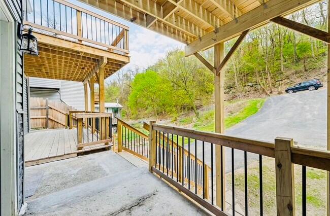 Building Photo - 3255 Josephine St