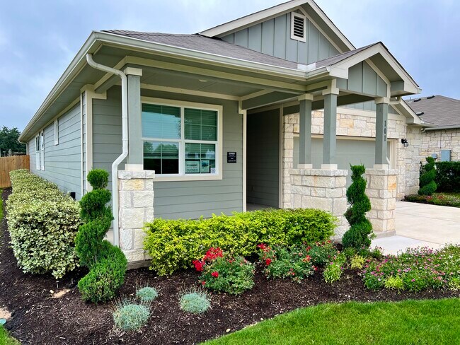 Building Photo - 101 Altamont St