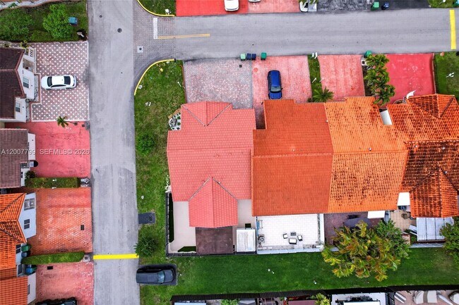 Building Photo - 4530 SW 143rd Pl