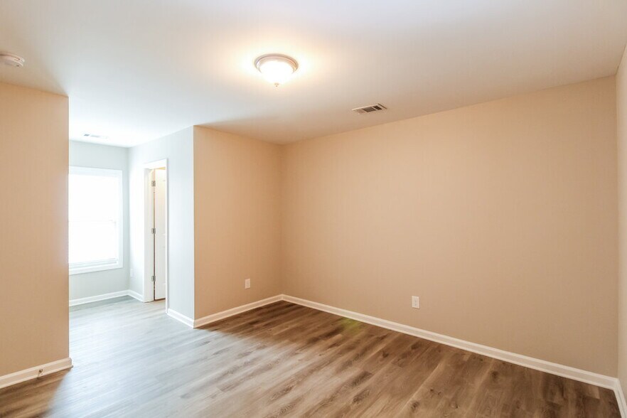 Building Photo - 1416 Blue Sail Ave