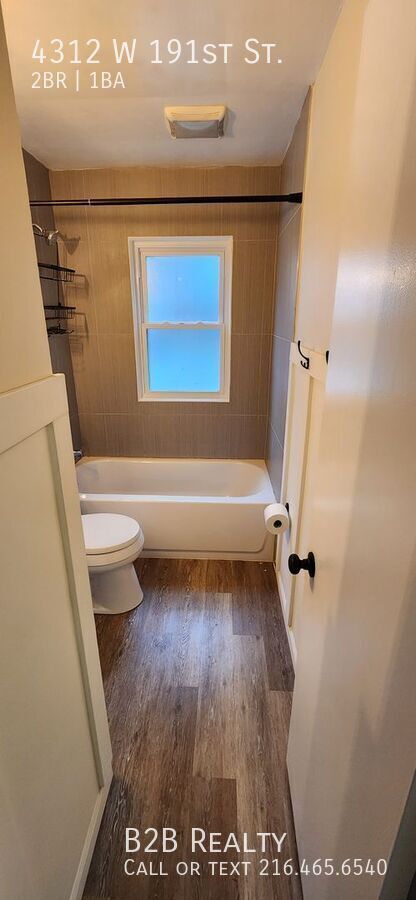 Building Photo - 4312 W 191st St