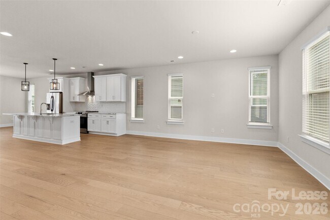 Building Photo - 6017 Irwins Br Dr