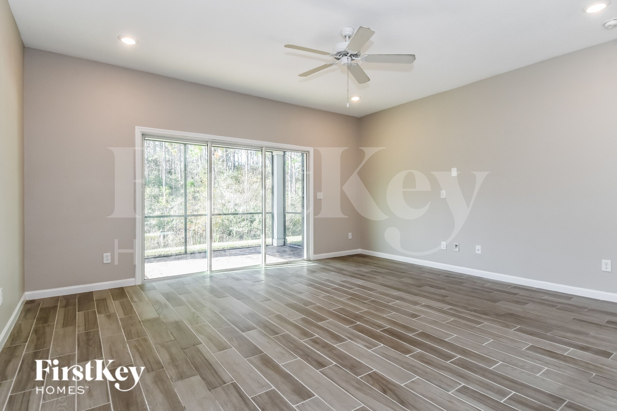 Building Photo - 15803 Douglas Lake Dr