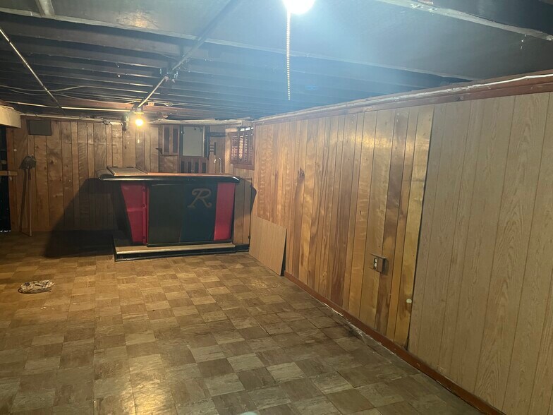 Basement - 5919 Dressell Ave