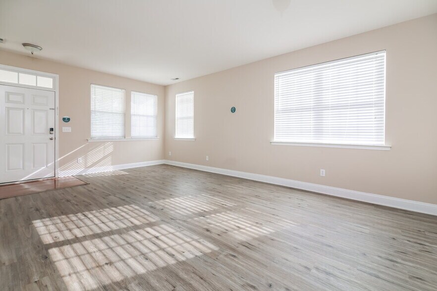 Building Photo - 5213 Meryton Park Way