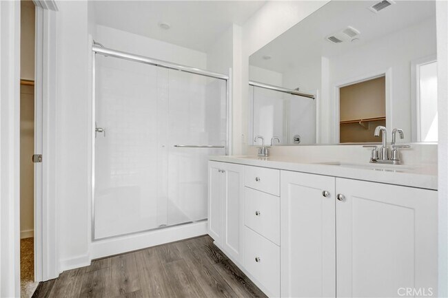 Building Photo - 4127 E Cir Paseo