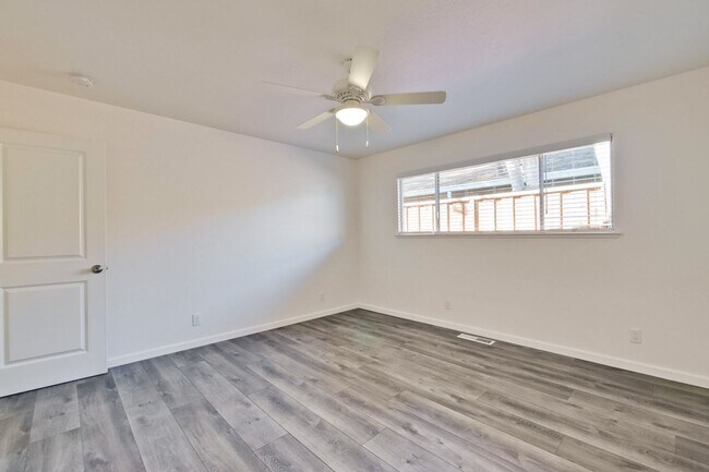 Building Photo - 683 Arbutus Ave